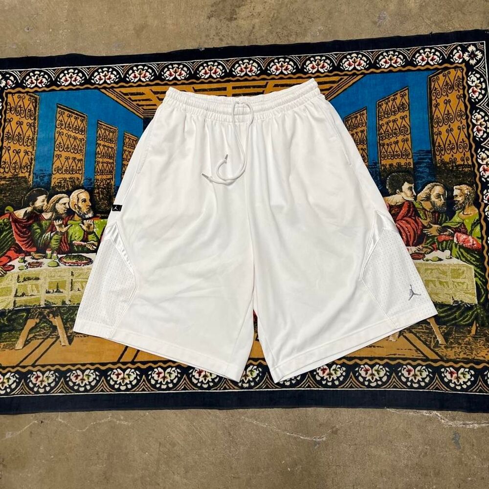 Air Jordan Nike white basketball shorts Size XXL 2XL 12"inseam shiny dazzle mesh
